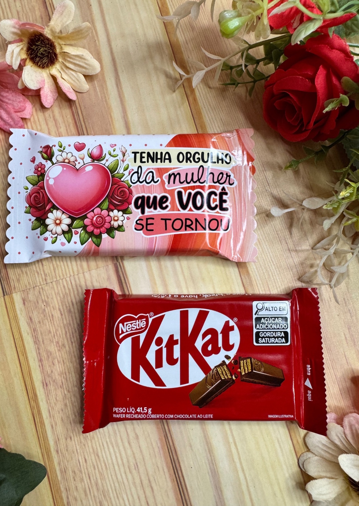 Embalagem com KitKat - Dia da Mulher
